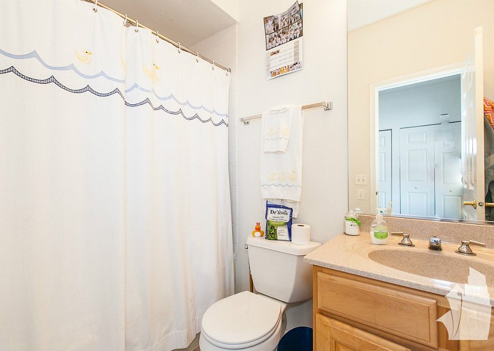 1st image of 2842 N Lincoln Ave #5H