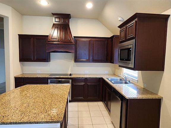 2nd image of 11308 Gibbons Creek Dr