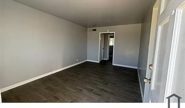 1 bed, 650 sqft, $1,300 — Photo 2