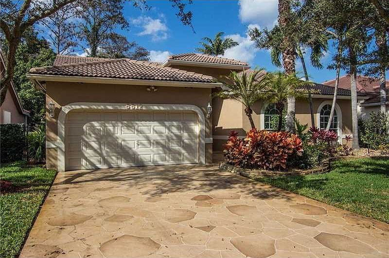 1st image of 5512 NW 57th Ave