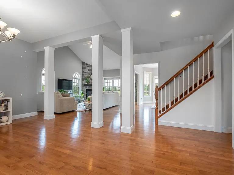 1458 Highfield Ct — Photo 7