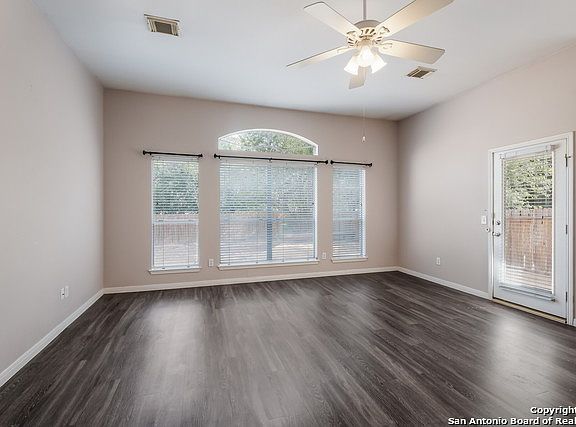5th image of 6623 Rambling Trail Dr