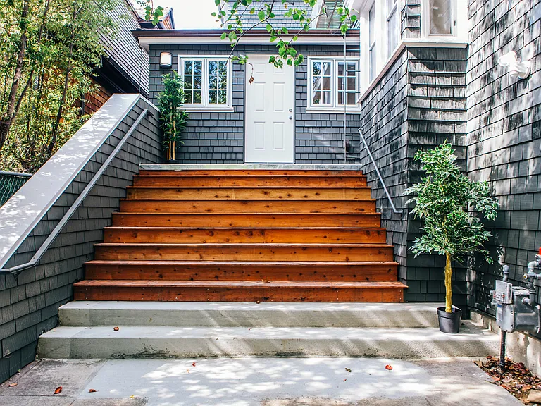 1770 La Loma — Photo 15