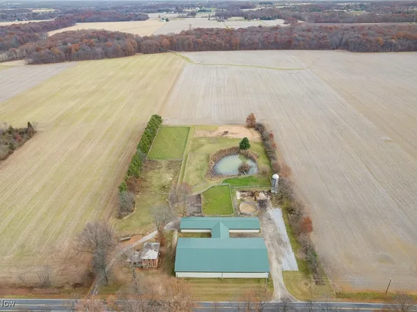 2941 Vandemark Rd, Litchfield, OH 44253