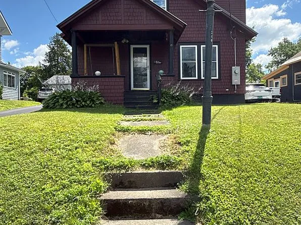 340 Pleasant St, Saint Johnsbury, VT 05819