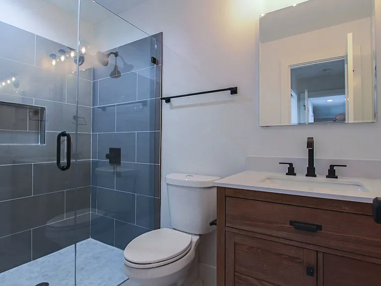 4407 Cole Ave — Photo 12