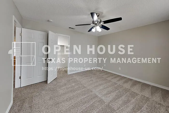 8101 Pacific St — Photo 16