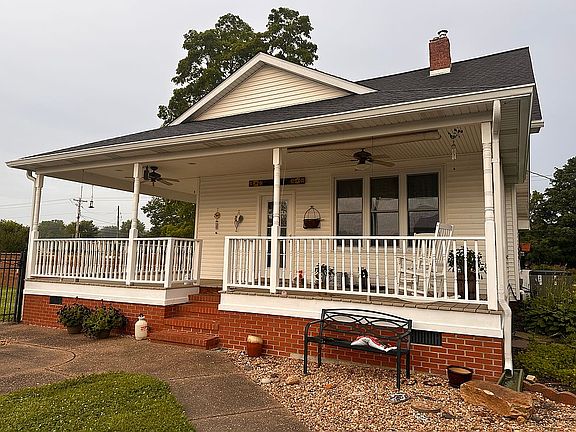 3rd image of 4988 Anderson Rd