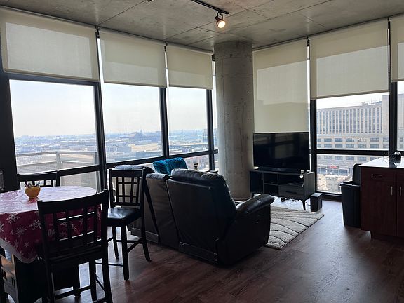 2nd image of 235 W Van Buren St Unit 1712
