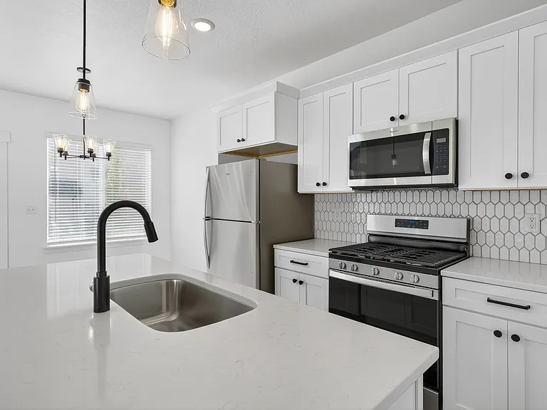 12669 S Mist Falls Cv — Photo 7