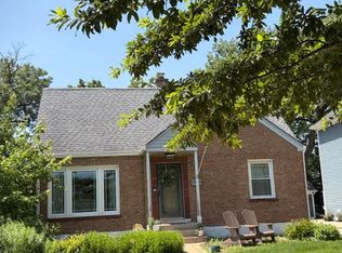 368 N Myrtle Ave, Elmhurst, IL 60126