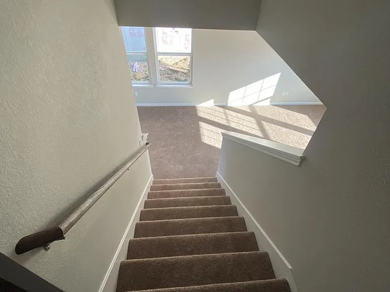 303 Charter Oak Dr — Photo 9