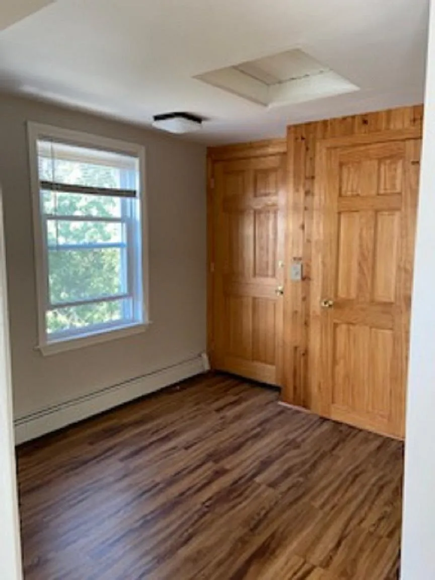 1 bed, 800 sqft, $1,000 — Photo 4