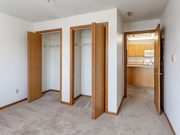 3rd image of 931 41st St NW #11504995