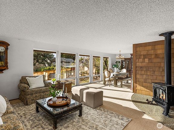 4th image of 2213 138th Avenue SE