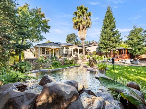 3734 Mira Loma Dr, Cameron Park, CA 95682