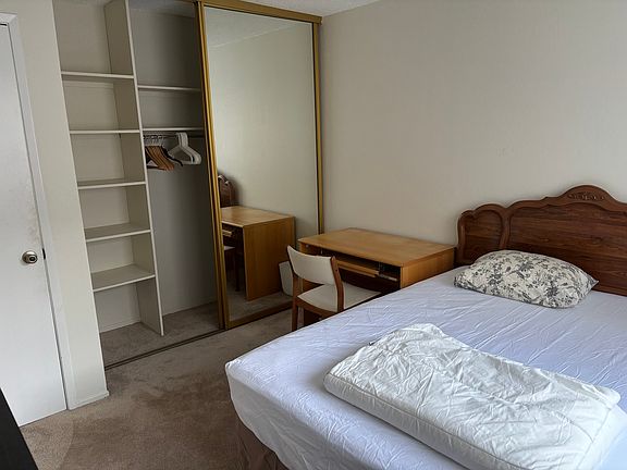 2nd image of 946 Kiely Blvd Unit H