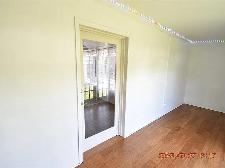 604 Southwood Cv — Photo 33