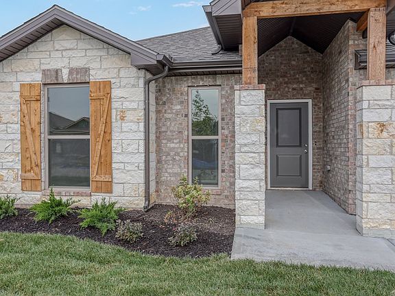 Christine Arisehomes7552belmontdrshawneeks66227 3 7