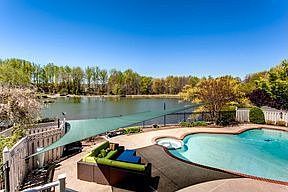 3rd image of 3952 Clifton Manor Pl