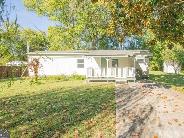 945 Avenue E, Dalton, GA 30721