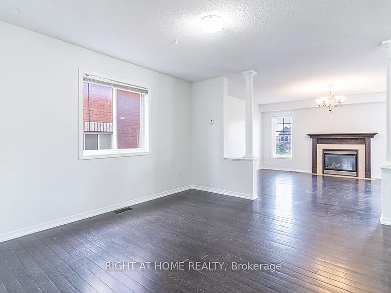 1373 Hunter St — Photo 7