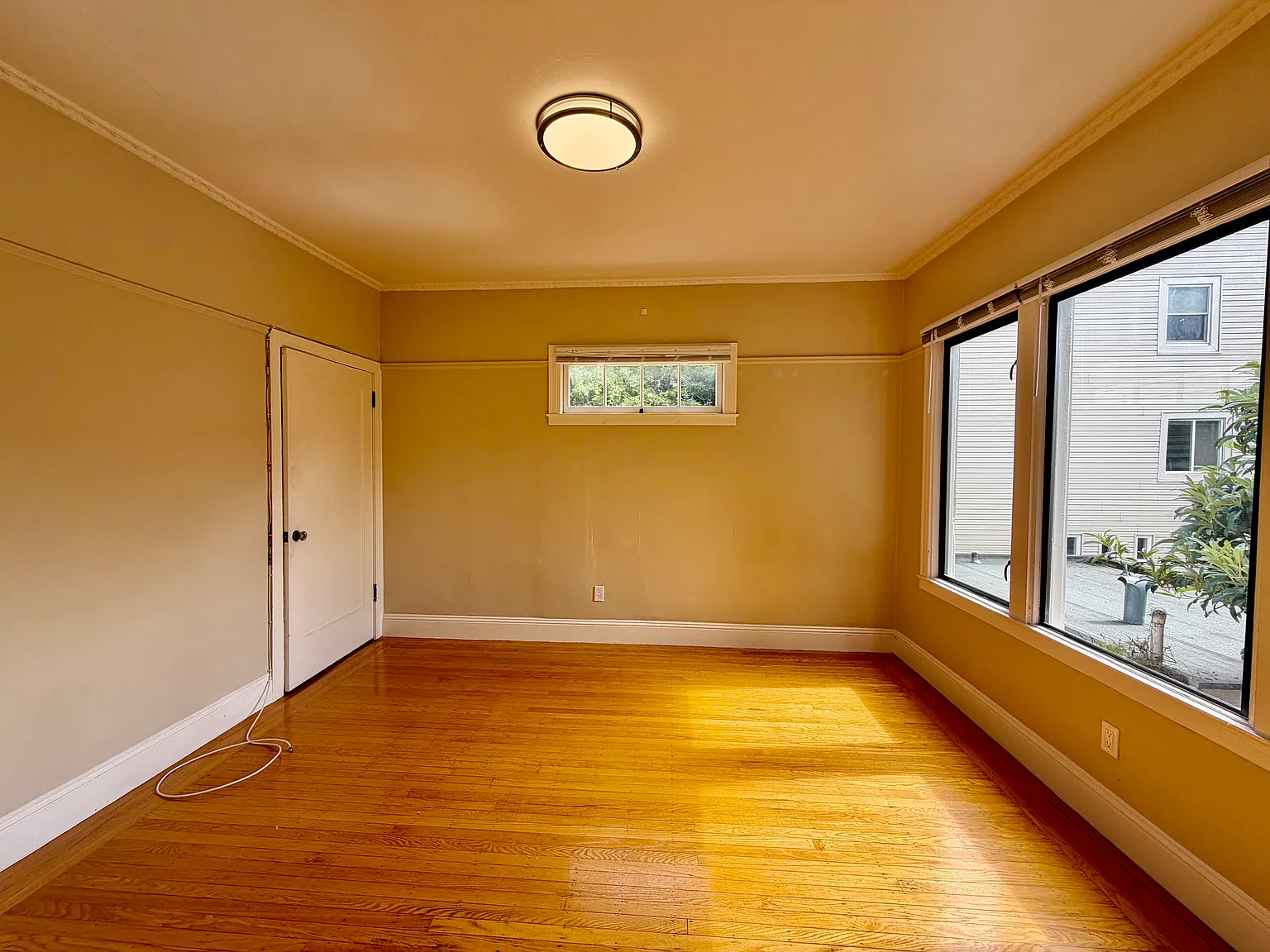 1 bed, $3,595 — Photo 4