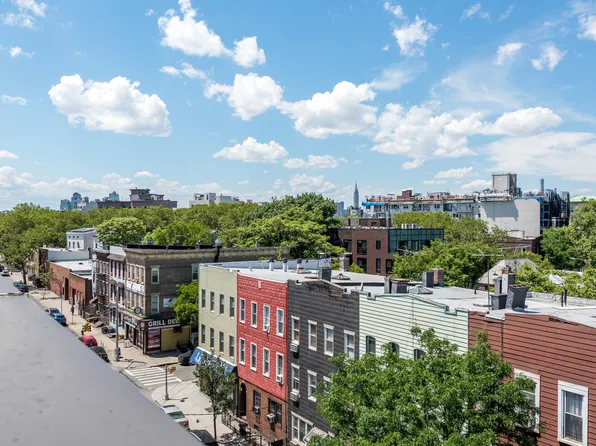 924 Metropolitan Avenue image 35 of 36