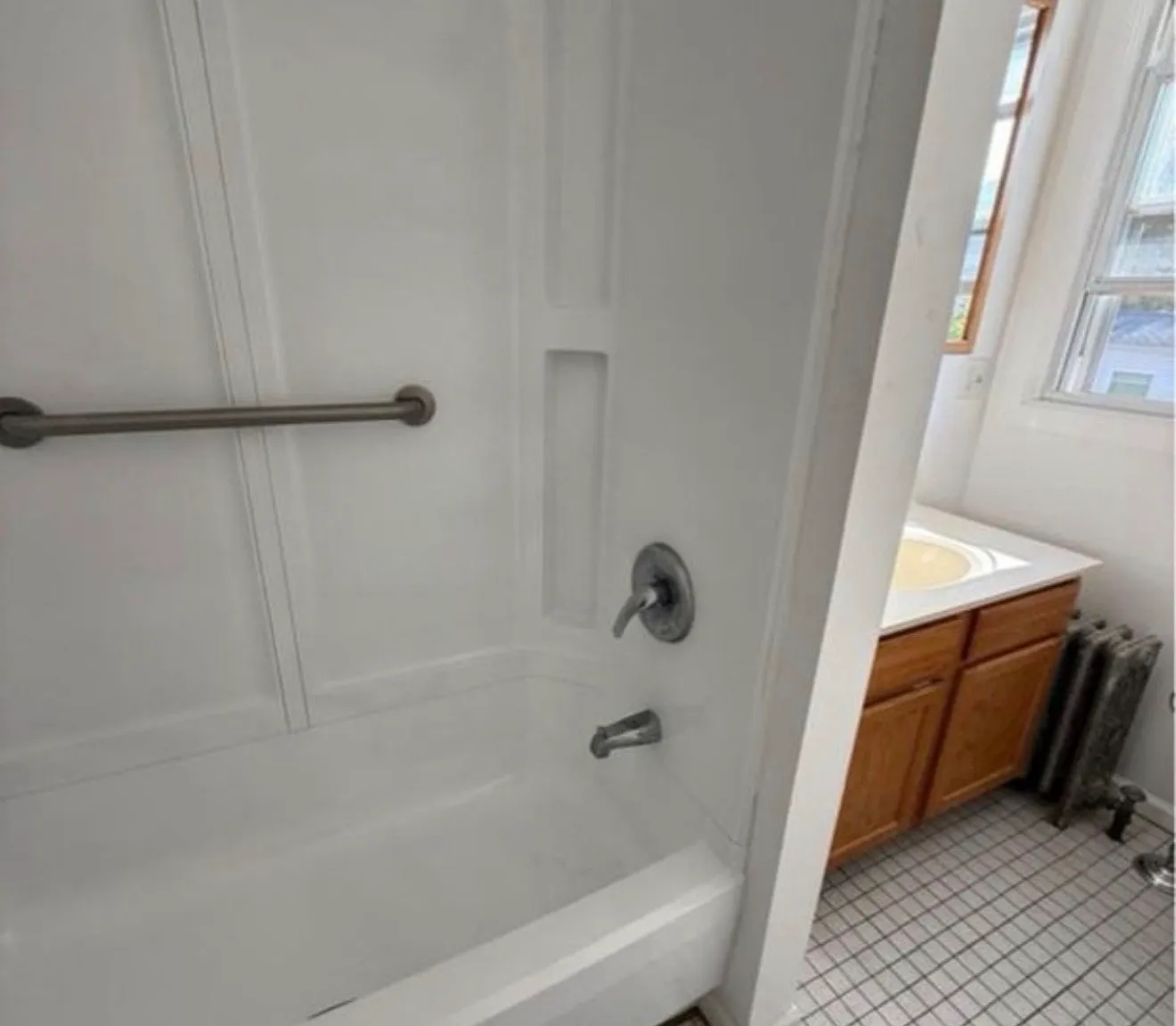 1 bed, 1500 sqft, $650 — Photo 3