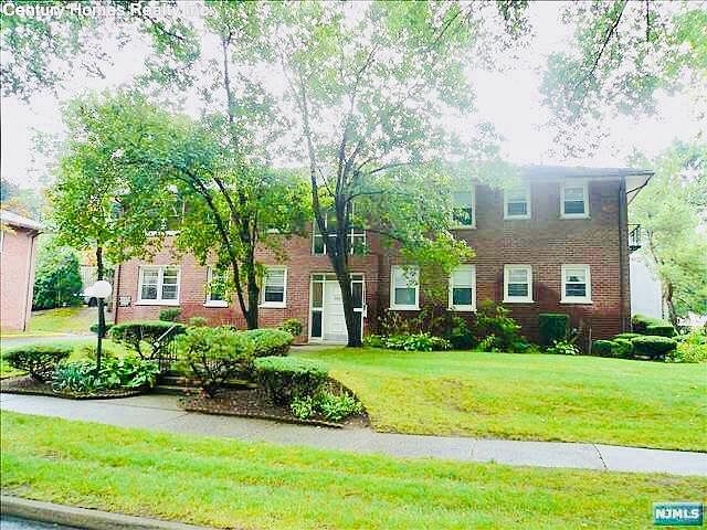 1st image of 25-02 High St APT E