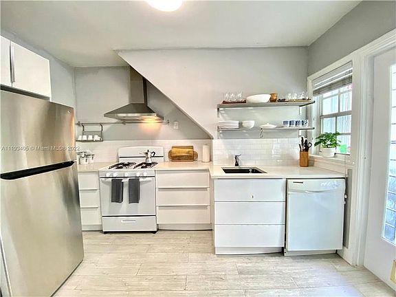 5th image of 1604 Pennsylvania Ave APT 1
