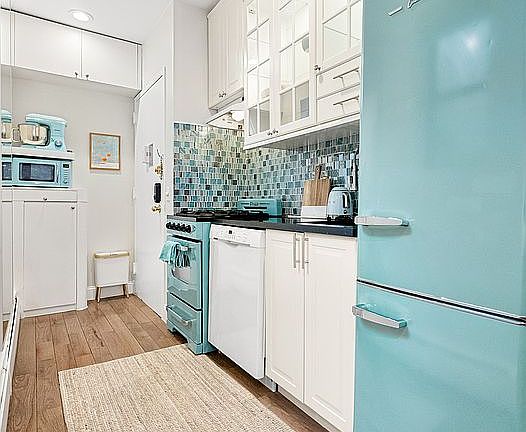 3rd image of 788 9th Ave APT 5C