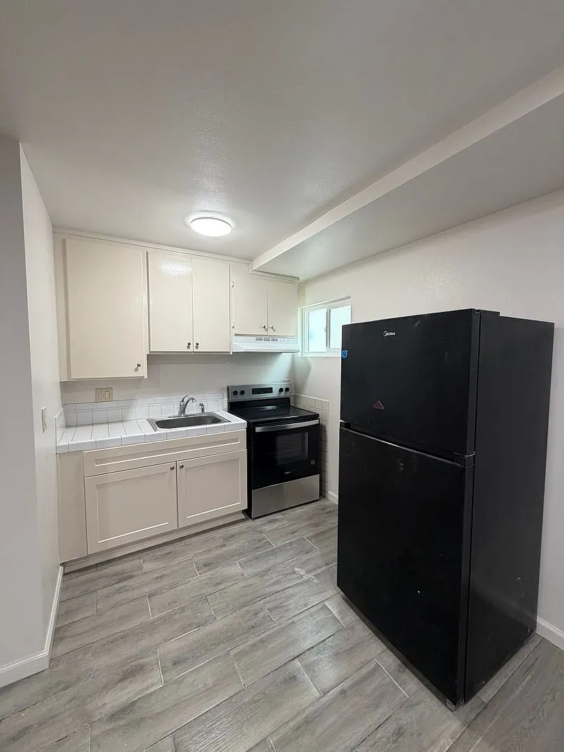 Normandy Apartments — Photo 3