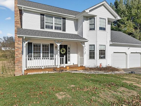 2nd image of 19025 Essex Dr