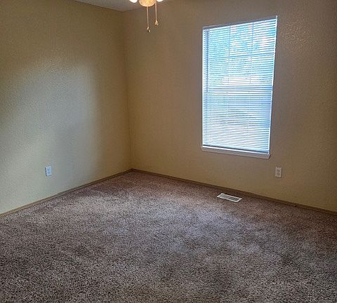 4th image of 120 W Helena St APT C