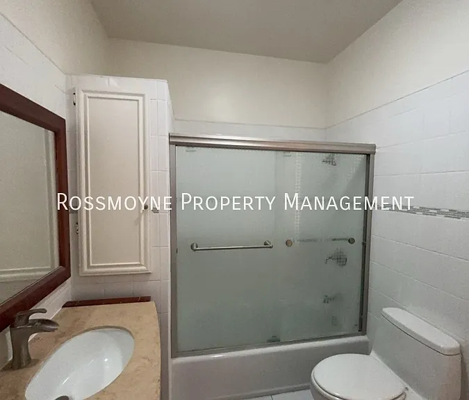 1023 Virginia Pl — Photo 13