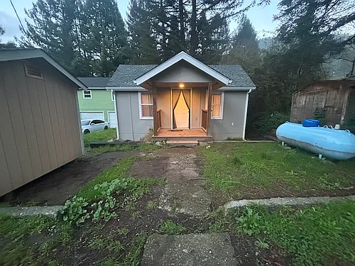427 Newton Rd Photo 1