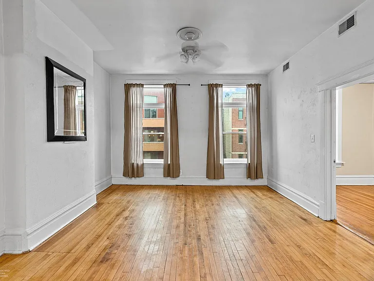 2309 W North Ave #3 — Photo 2