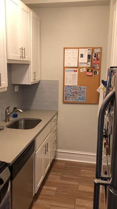 1st image of 542 W Briar Pl #5F