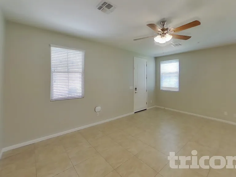 12562 W Gentle Rain Rd — Photo 3