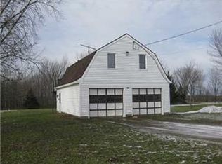 6956 Northwoods Rd, Arcade, NY 14009