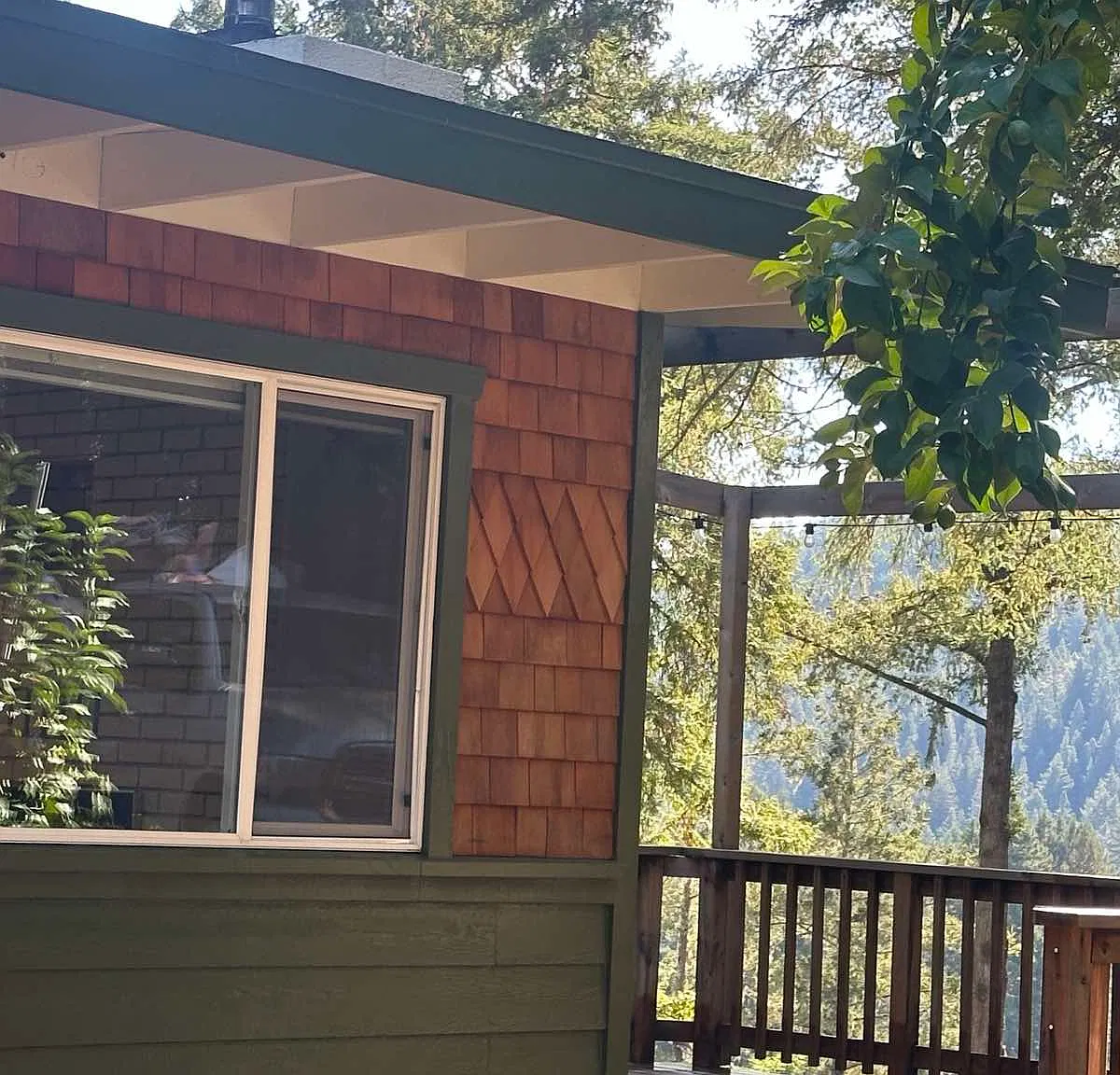 3 bed, 2.5 bath, 1600 sqft, $4,250 — Photo 3