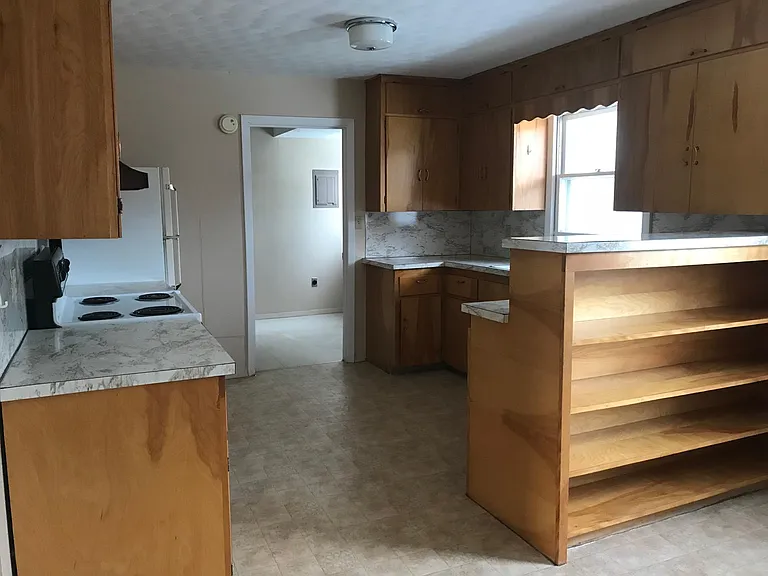 3402 Dover Ln #4 — Photo 5