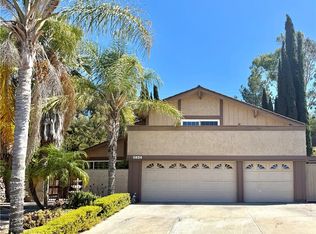 5824 E Camino Pinzon, Anaheim, CA 92807