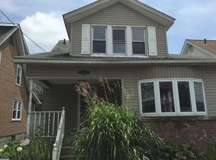 133 W Laughead Ave, Linwood, PA 19061