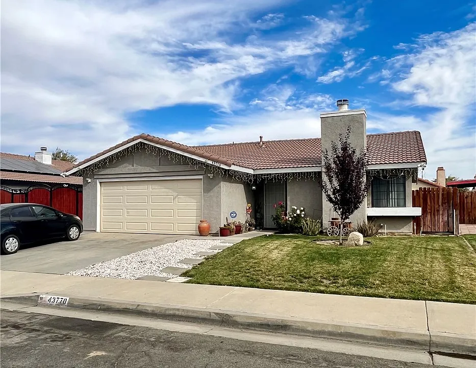 43770 Santa Rosa Cir
