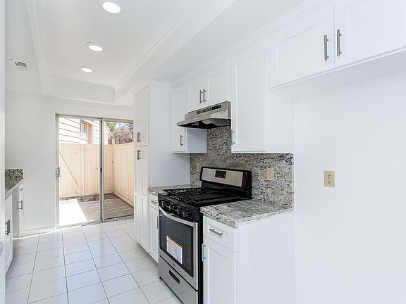 4th image of 18190 Andrea Cir N Unit 2