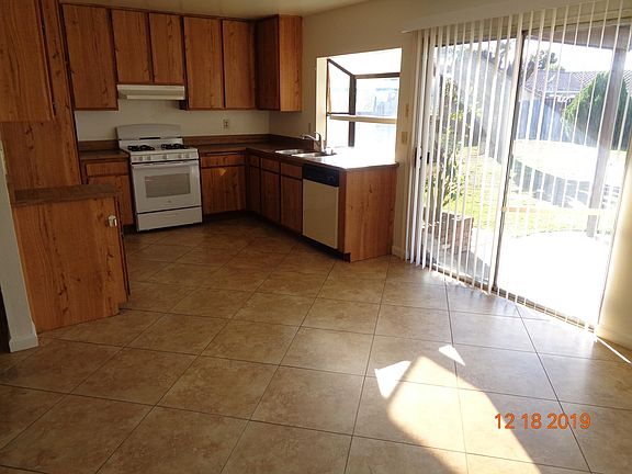 2nd image of 13591 Pecan Pl