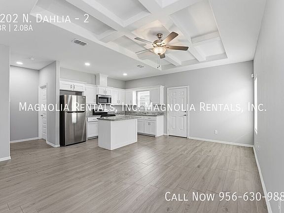 3rd image of 5202 N Dahlia St #2