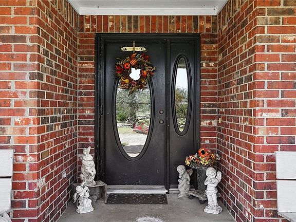 2nd image of 1481 Private Road 710